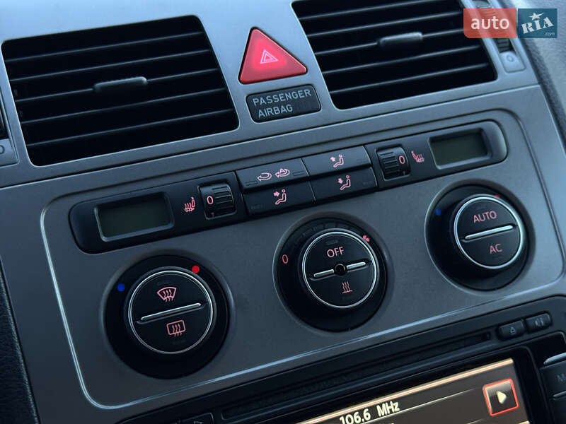 Volkswagen Touran 2009