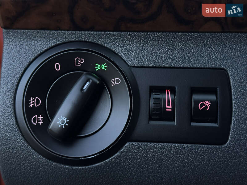 Volkswagen Touran 2009