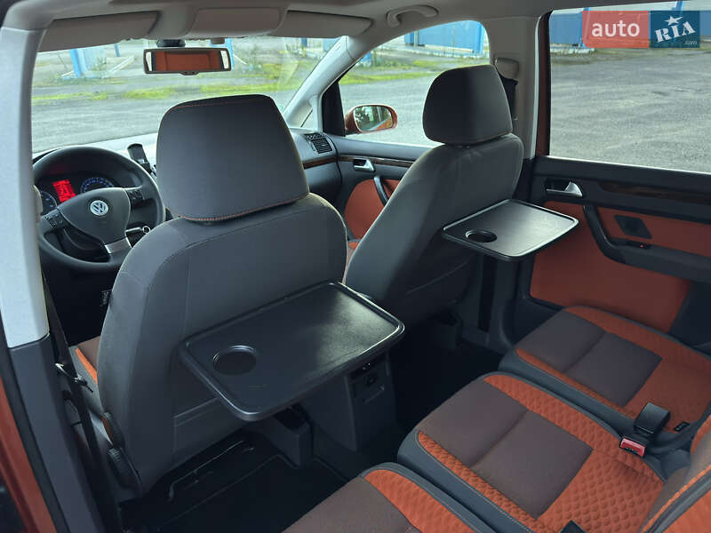 Volkswagen Touran 2009