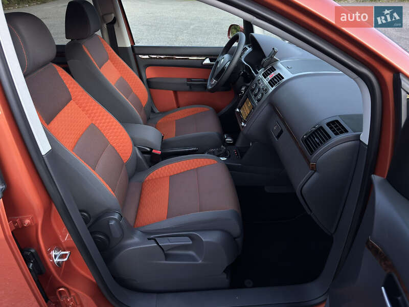 Volkswagen Touran 2009