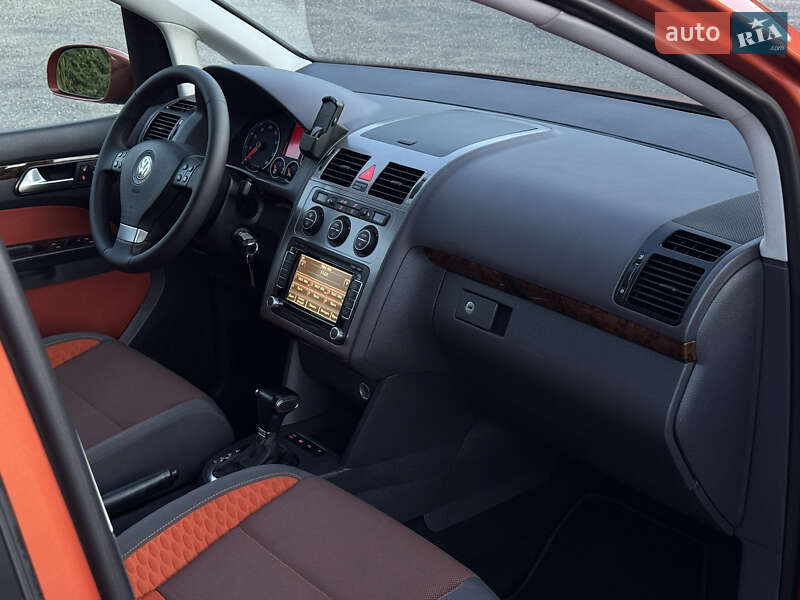 Volkswagen Touran 2009