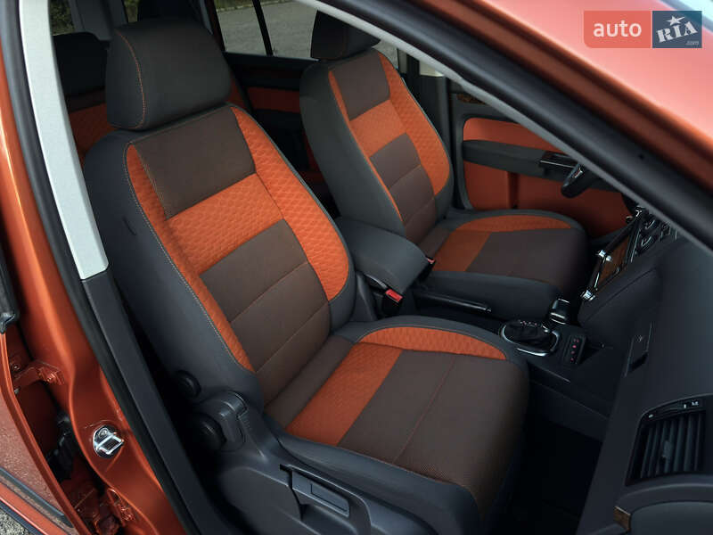 Volkswagen Touran 2009