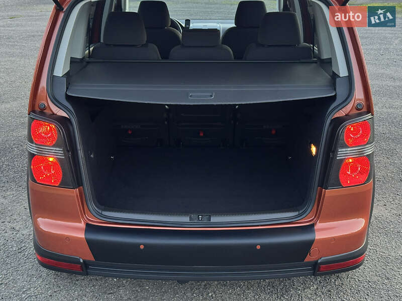 Volkswagen Touran 2009