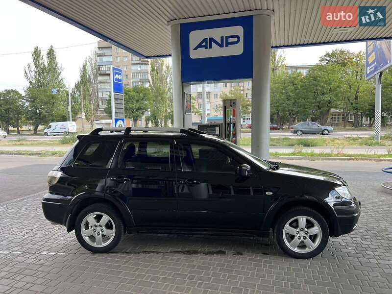 Mitsubishi Outlander 2007