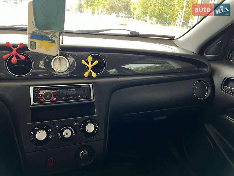 Mitsubishi Outlander 2007