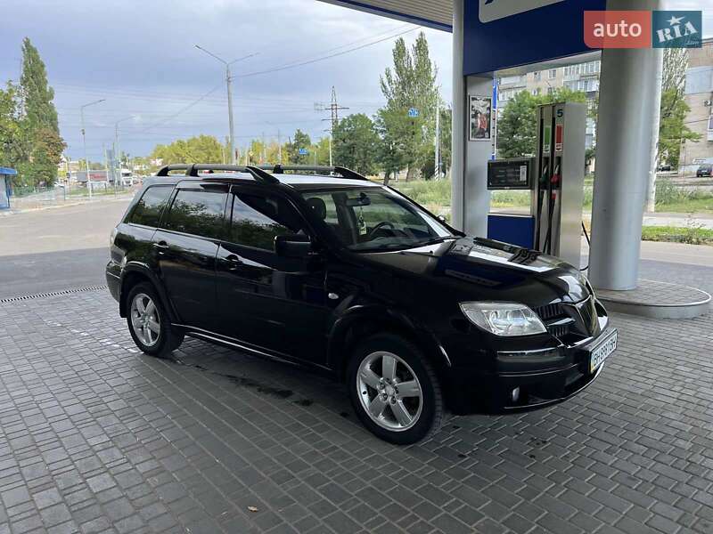 Mitsubishi Outlander 2007