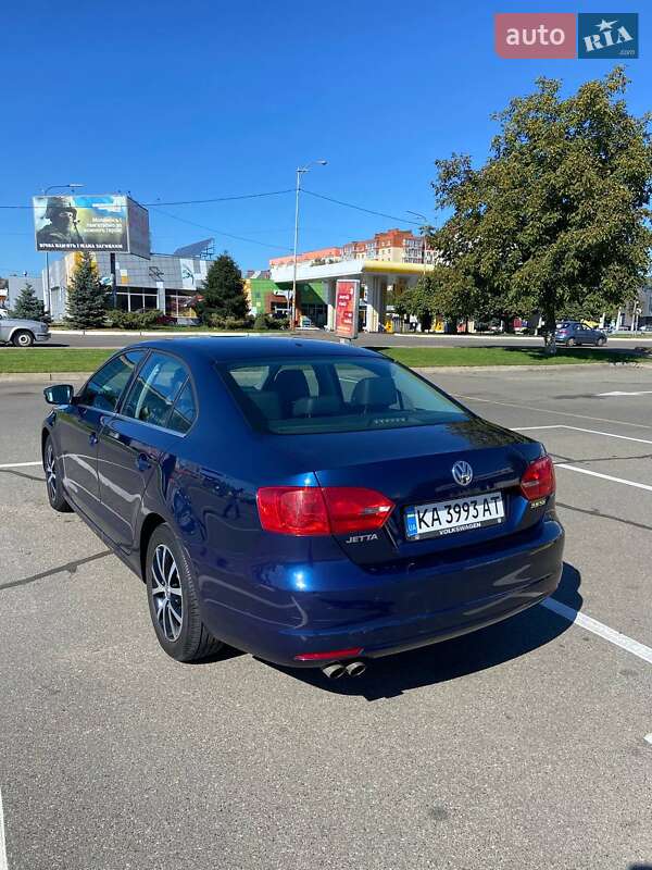 Volkswagen Jetta 2013
