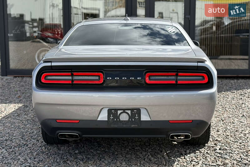 Dodge Challenger 2015