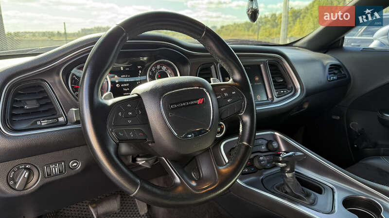 Dodge Challenger 2015