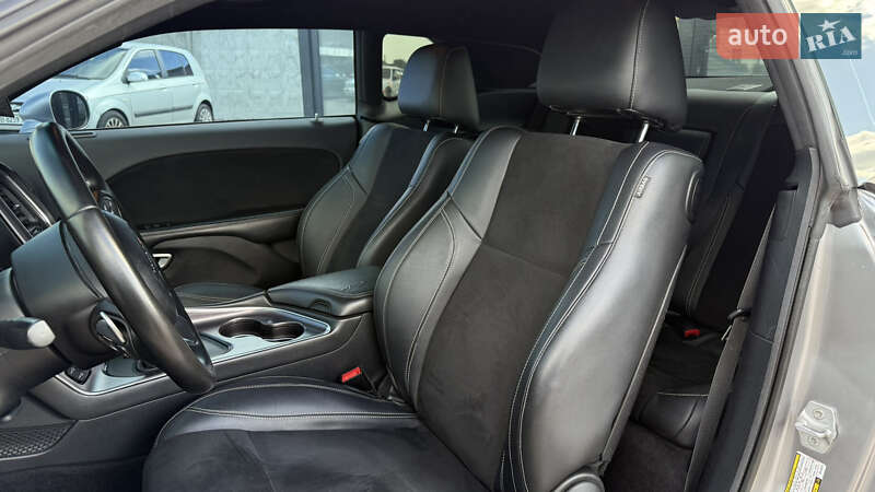 Dodge Challenger 2015