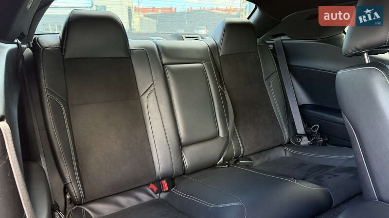 Dodge Challenger 2015