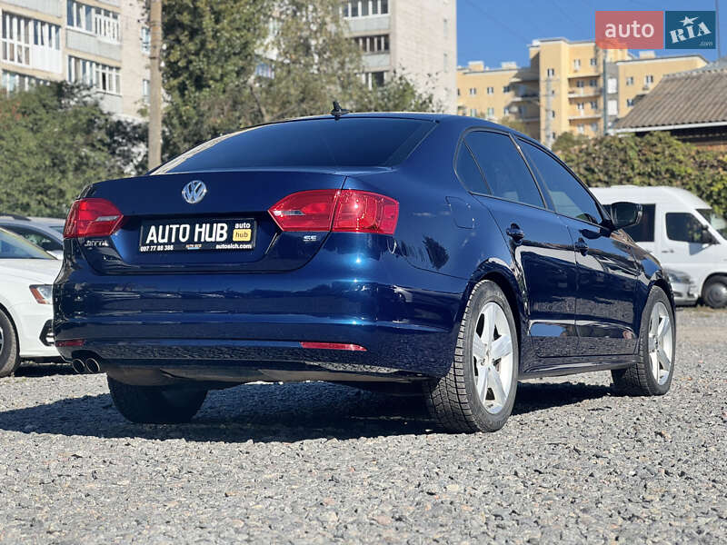 Volkswagen Jetta 2013