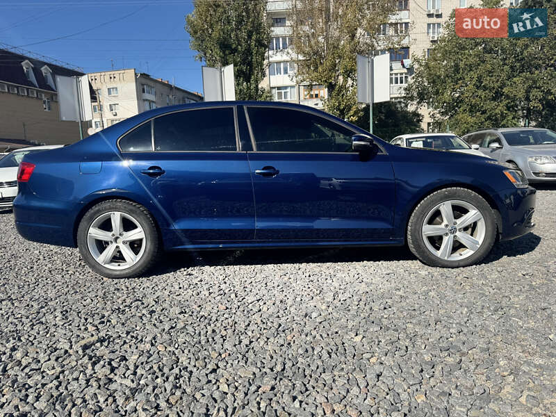 Volkswagen Jetta 2013