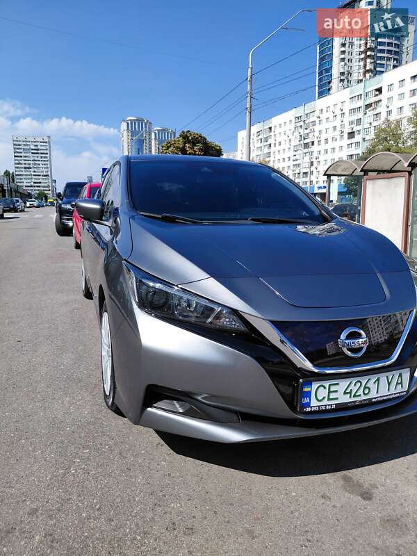 Nissan-10