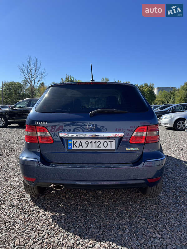 Mercedes-Benz B-Class 2010