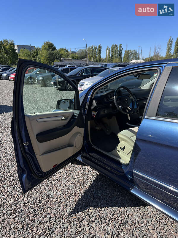 Mercedes-Benz B-Class 2010