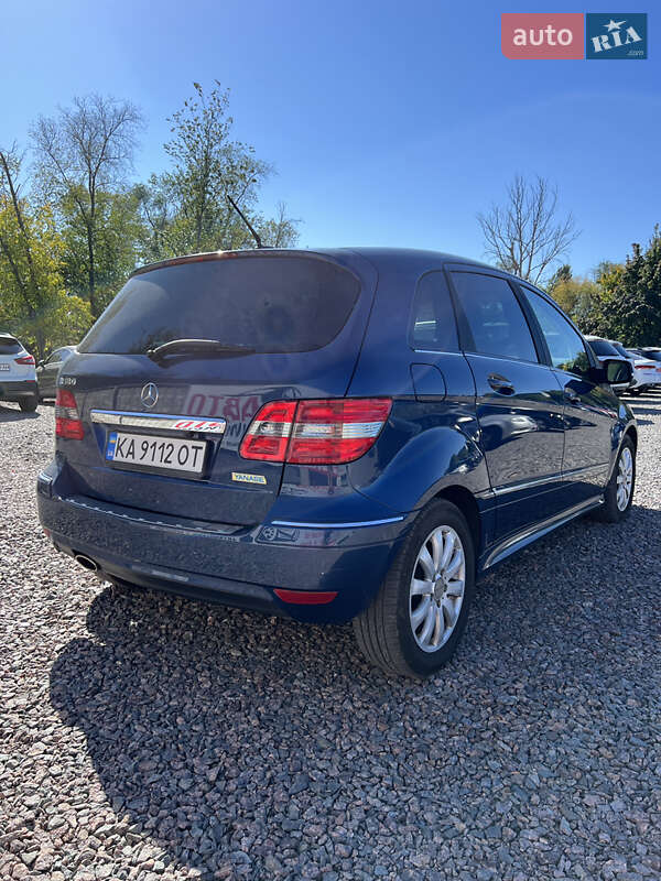 Mercedes-Benz B-Class 2010