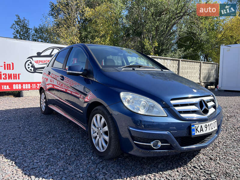 Mercedes-Benz B-Class 2010