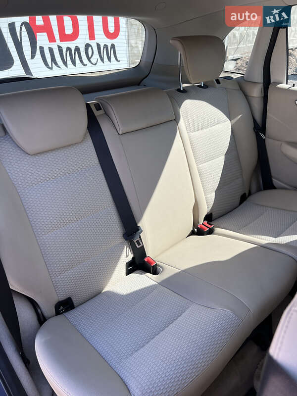 Mercedes-Benz B-Class 2010