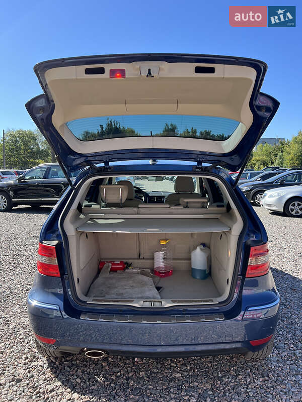 Mercedes-Benz B-Class 2010