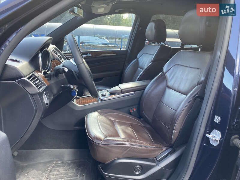 Mercedes-Benz M-Class 2013