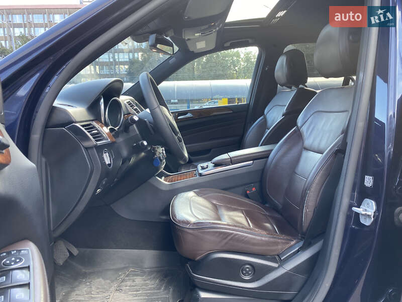 Mercedes-Benz M-Class 2013