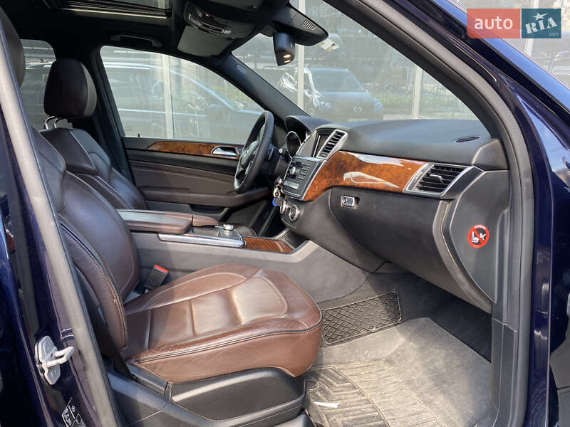 Mercedes-Benz M-Class 2013