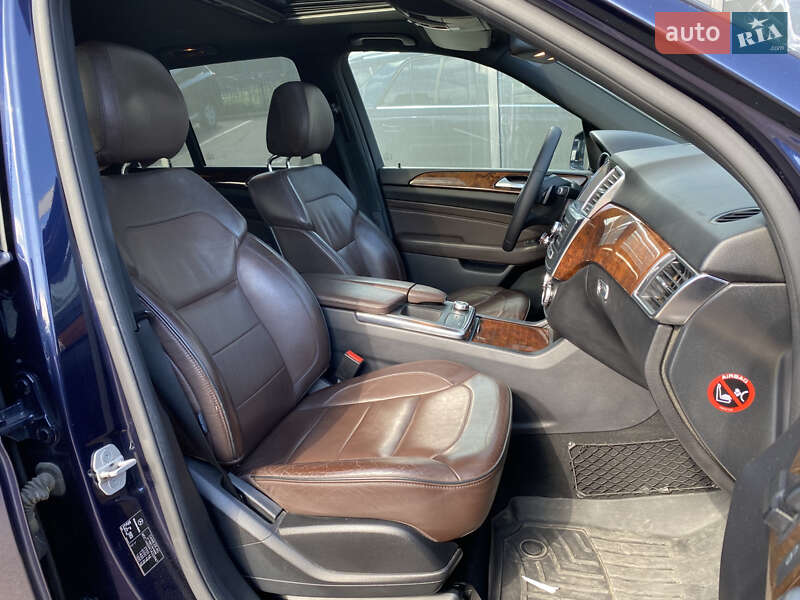 Mercedes-Benz M-Class 2013