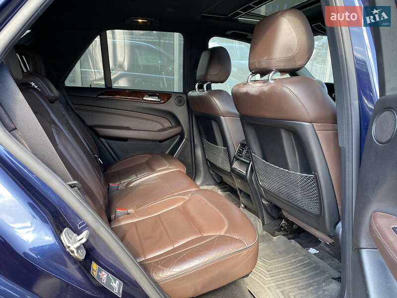 Mercedes-Benz M-Class 2013