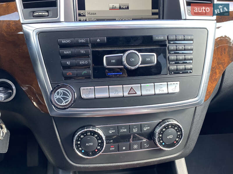 Mercedes-Benz M-Class 2013