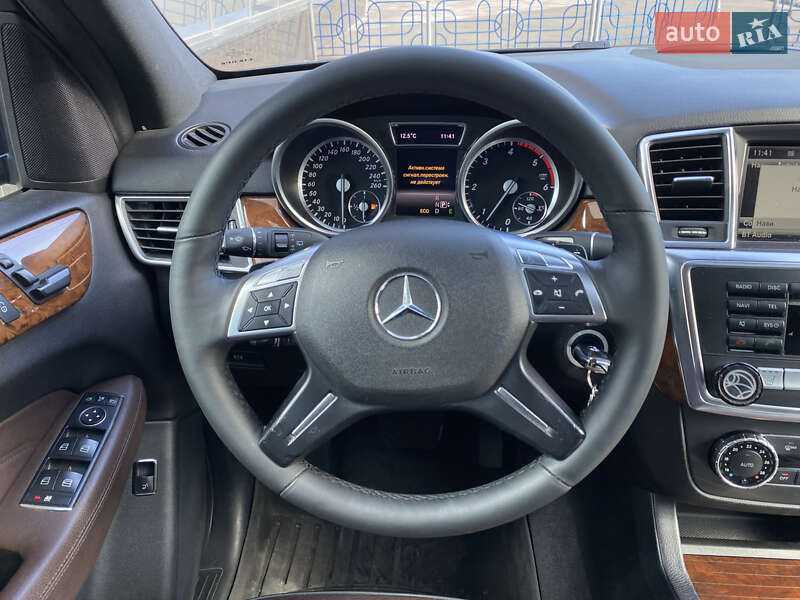 Mercedes-Benz M-Class 2013