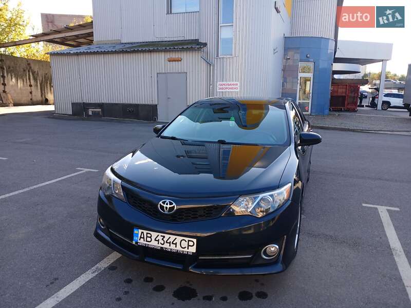Toyota Camry 2014