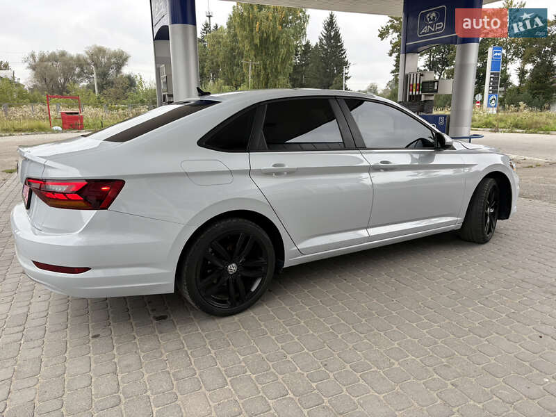 Volkswagen Jetta 2019