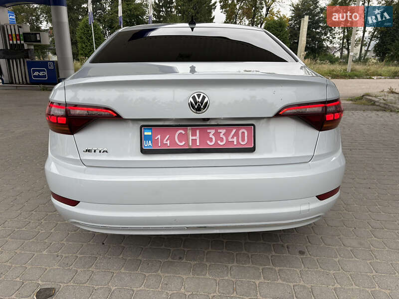 Volkswagen Jetta 2019