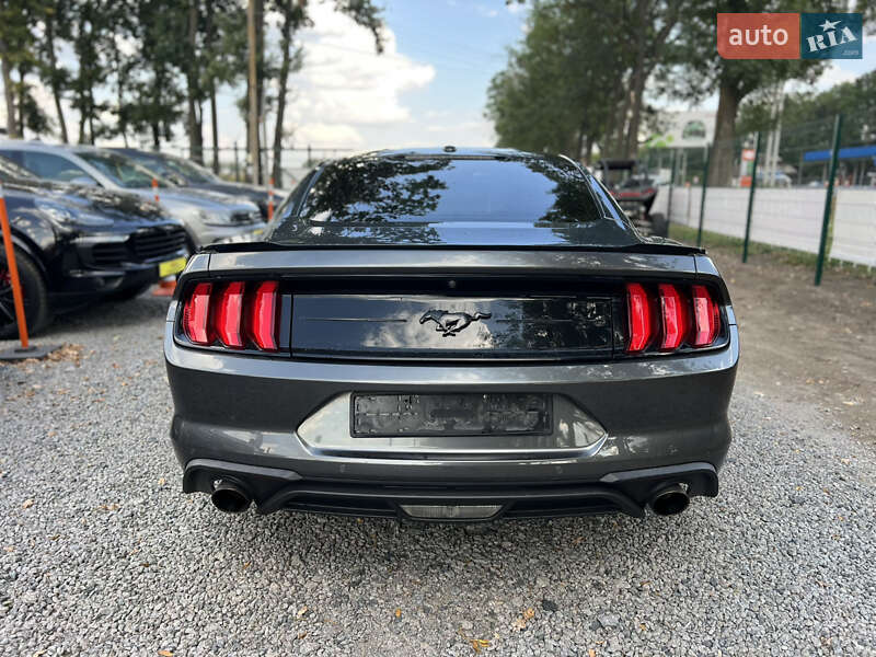 Ford Mustang 2019