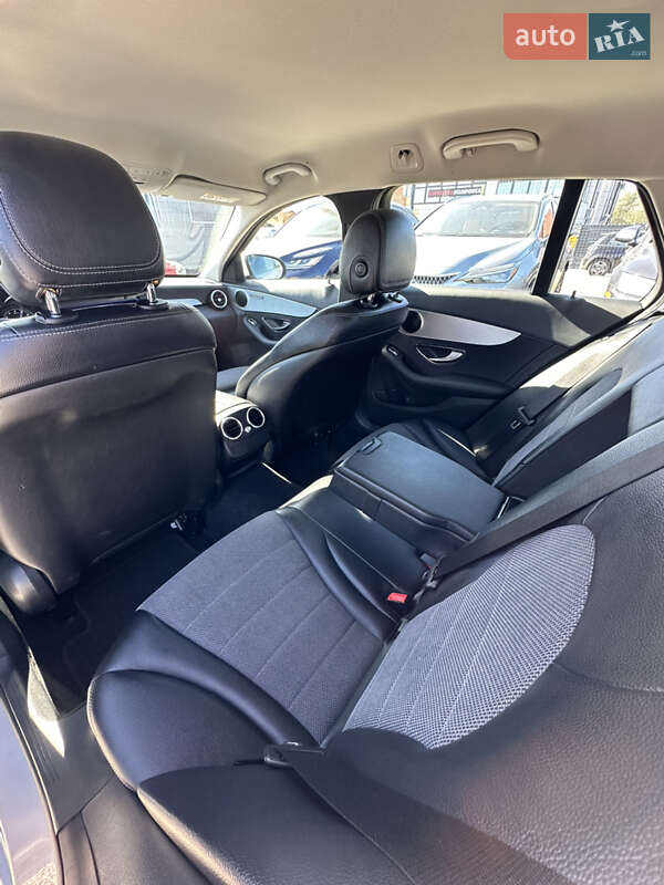 Mercedes-Benz C-Class 2016