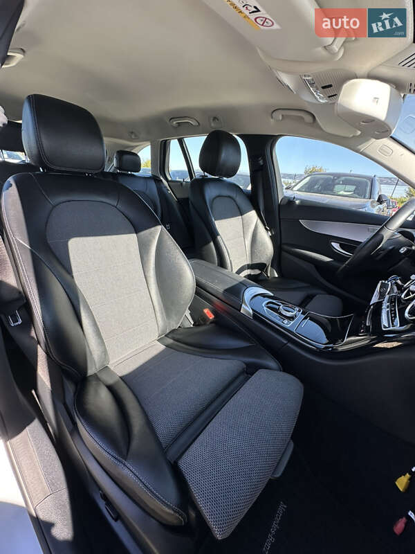 Mercedes-Benz C-Class 2016