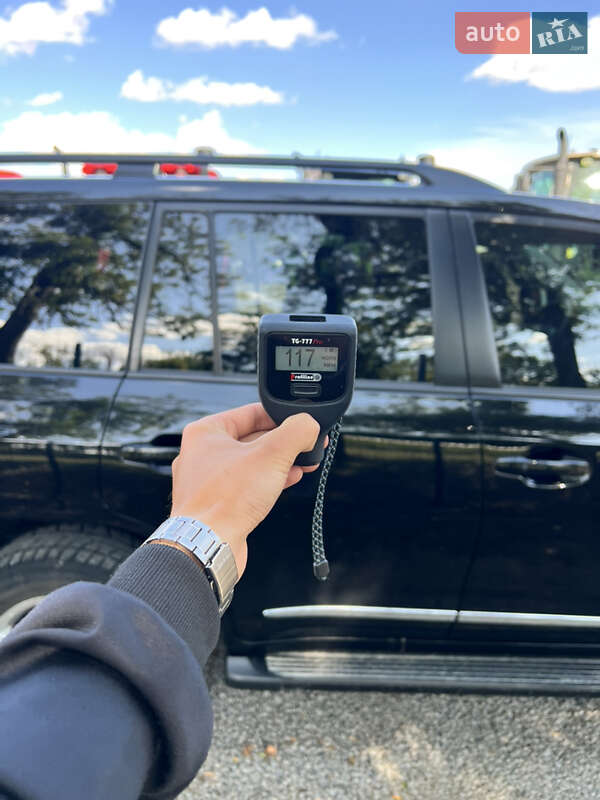 Toyota Land Cruiser 2011