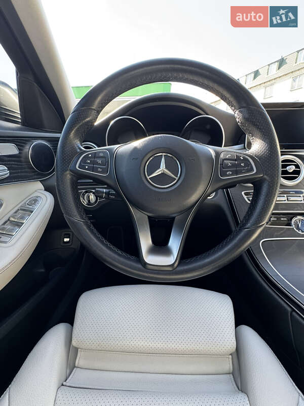 Mercedes-Benz C-Class 2016