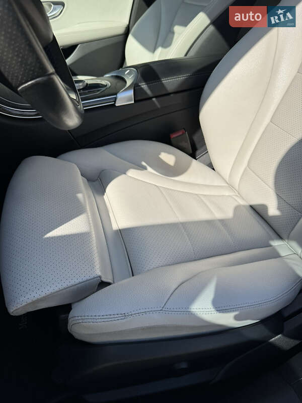 Mercedes-Benz C-Class 2016