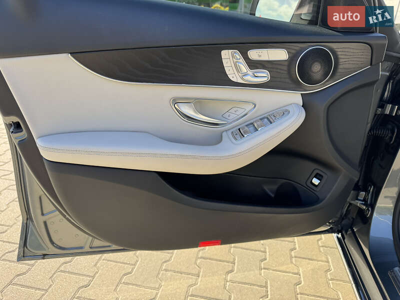 Mercedes-Benz C-Class 2016