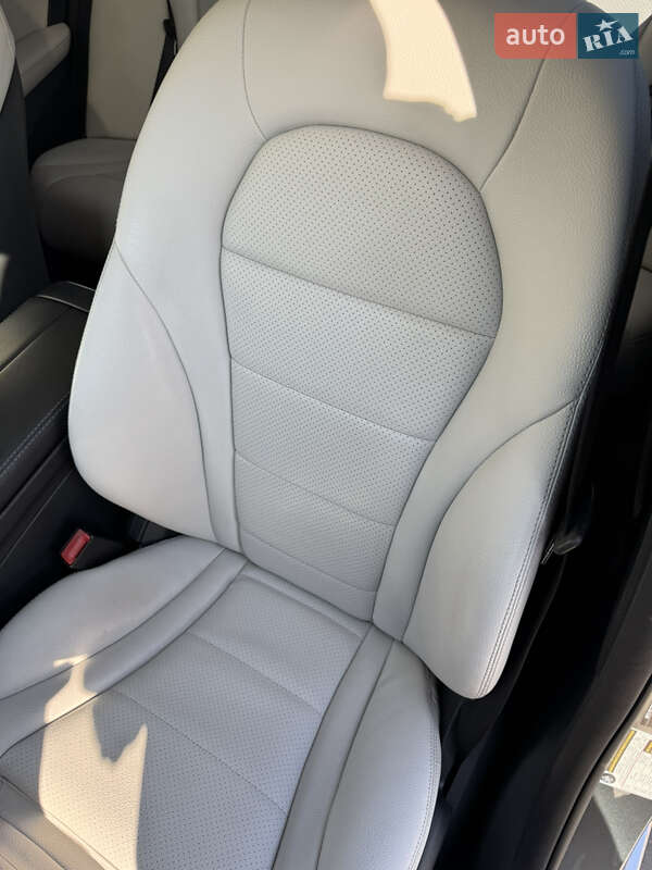 Mercedes-Benz C-Class 2016