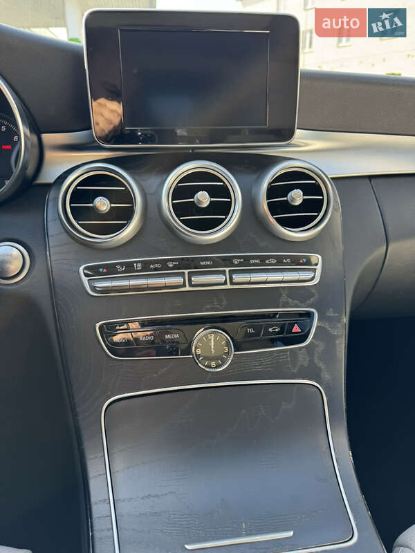 Mercedes-Benz C-Class 2016