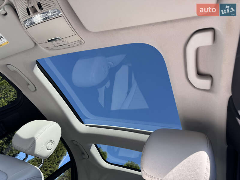 Mercedes-Benz C-Class 2016