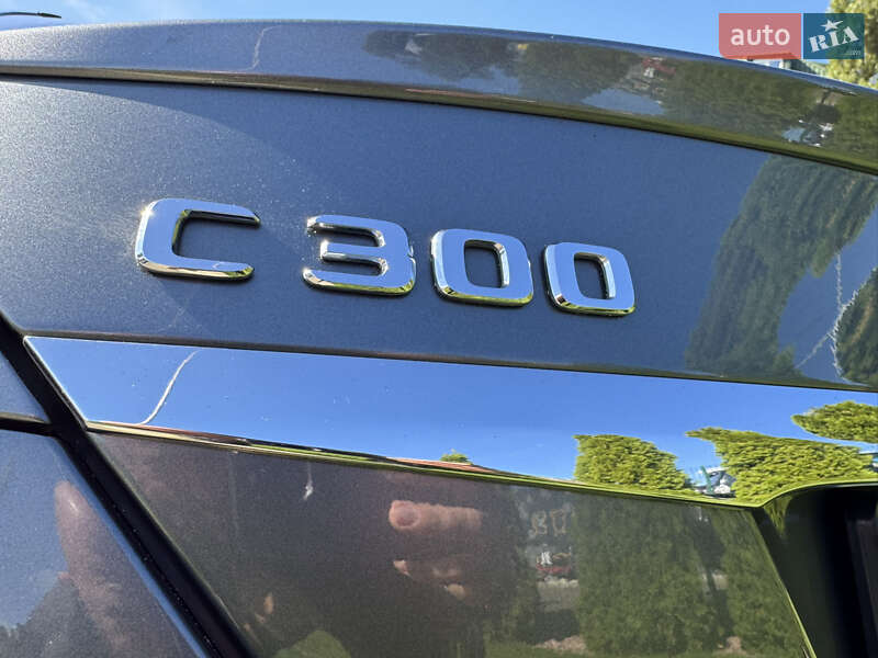 Mercedes-Benz C-Class 2016