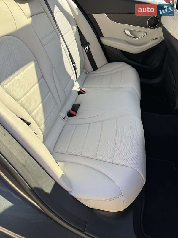 Mercedes-Benz C-Class 2016