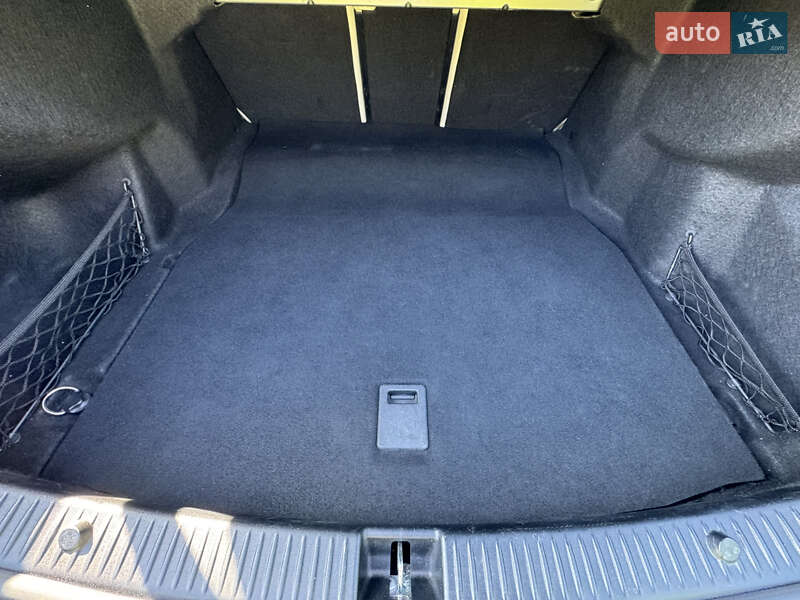 Mercedes-Benz C-Class 2016