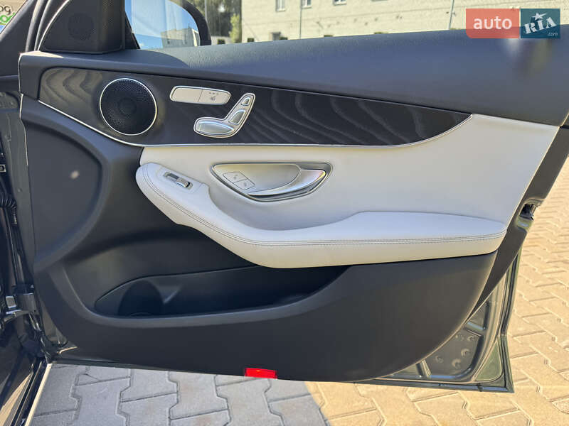 Mercedes-Benz C-Class 2016