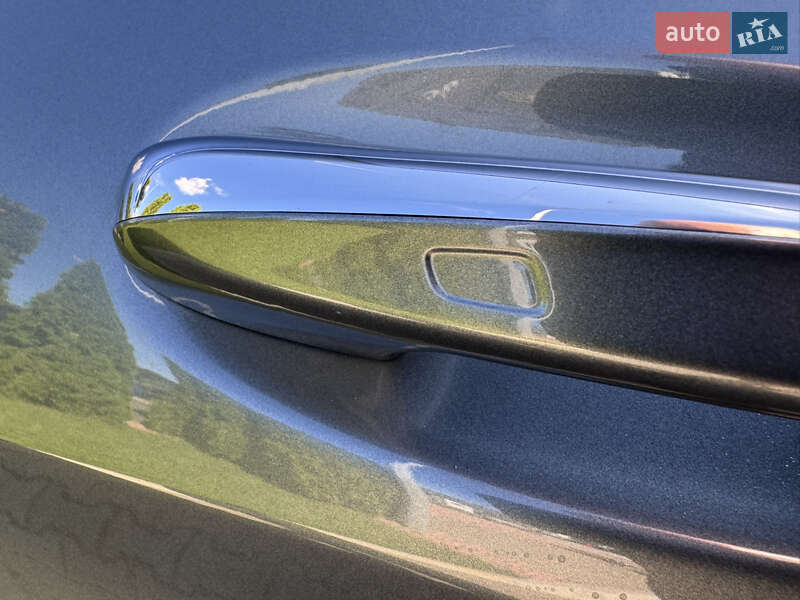 Mercedes-Benz C-Class 2016