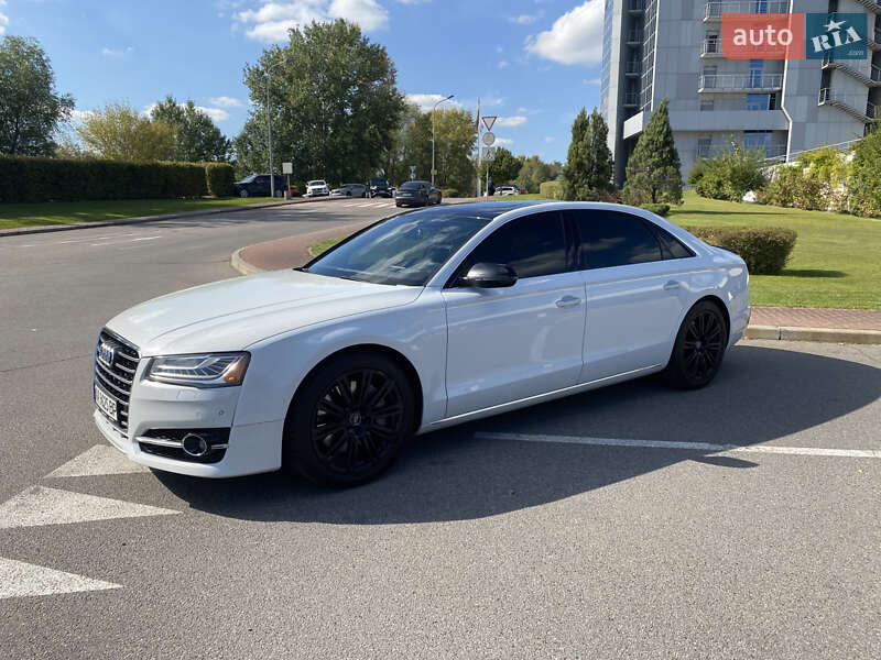 Audi A8 2015